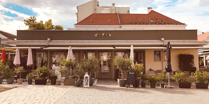 Hochzeit - Umgebung: in einer Stadt - Niederösterreich - DFK - Cocktail & Prosecco Bar