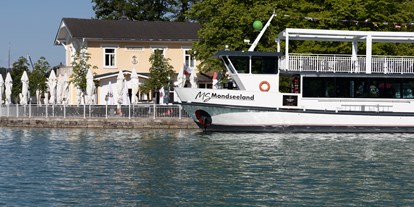 Hochzeit - Geeignet für: Gala, Tanzabend und Bälle - Obertrum am See - Anlegesteg an der Seepromenade Mondsee  - Mondsee Schifffahrt - Hochzeit an Bord der MS Mondseeland!