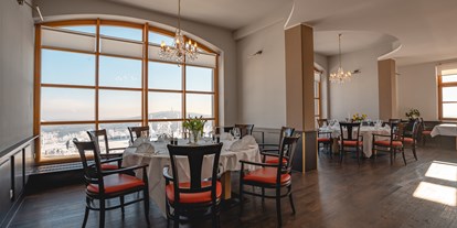 Hochzeit - Umgebung: in den Bergen - Erzgebirge - Restaurant & Eventlocation "Das Guck" - Hotel Fichtelberghaus