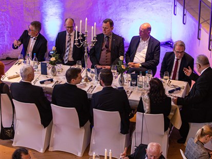 Hochzeit - Hochzeitsessen: Buffet - Deutschland - Ein guter Ort für Firmenveranstaltungen - VESTE HELDBURG 