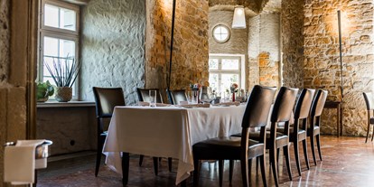 Hochzeit - Umgebung: in den Bergen - Schwäbische Alb - Restaurant Schloss Filseck