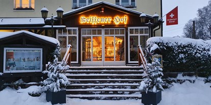 Hochzeit - Umgebung: am Fluss - Sachsen - Hauptportal - Hotel Restaurant "Seiffener Hof"