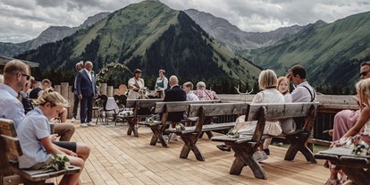 Hochzeit - Umgebung: am Land - Österreich - Eine Trauung im Freien. - Das View - the Pop-Up