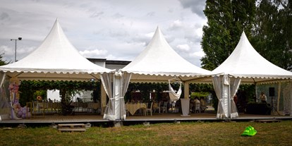 Hochzeit - Umgebung: am Fluss - Hessen Süd - Mainwiesen Eventlocation 