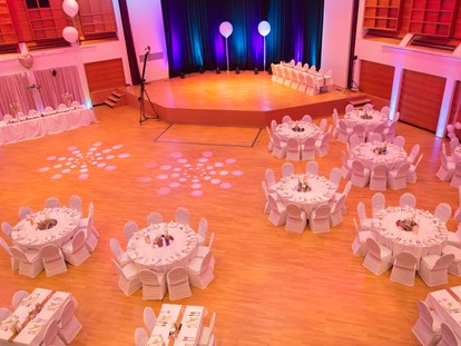 Hochzeit - Geeignet für: Gala, Tanzabend und Bälle - Kirchham (Kirchham) - Tanzfläche in verschiedenen Größen - Toscana Congress Gmunden