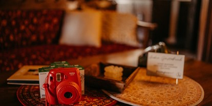 Hochzeit - Candybar: Sweettable - Haan - Sofortbildkameras und Audio-Gästebuch - Gasthaus In Der Strassen