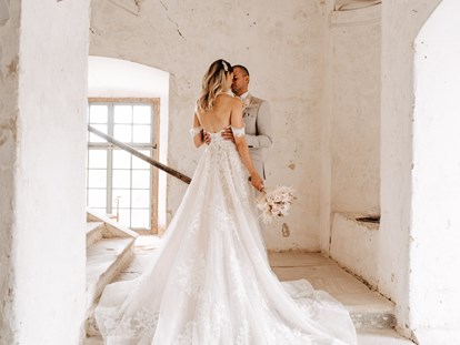 Hochzeit - Hunde erlaubt - Herrnbaumgarten - Stiegenhaus
©Liebesnest Fotografie - Schloss Haggenberg