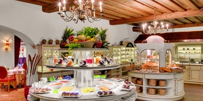 Hochzeit - Garten - Döbriach - Das Kaiserliche Frühstücksbuffet vom "Feinkostladen" lädt zum ausgiebigen Brunchen, täglich bis 12 Uhr, ein ... - DAS RONACHER