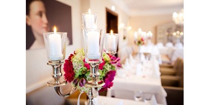 Hochzeit - Hochzeitsessen: 5-Gänge Hochzeitsmenü - Deutschland - Candlelight in Schloss Krugsdorf - Schloss Krugsdorf Hotel & Golf