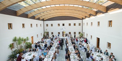 Hochzeit - Art der Location: Schloss - Oberösterreich - Heiraten auf dem Hof Groß Höllnberg in Oberösterreich. - Hof Groß Höllnberg