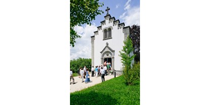Hochzeit - Art der Location: Eventlocation - Aargau - Aussenansicht der Kur- und Hochzeitskapelle vom Bad Schinznach - Bad Schinznach AG