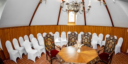 Hochzeit - Hochzeitsessen: Catering - Hilden - Eventlocation Ulrepforte Trauzimmer Turm - Ulrepforte