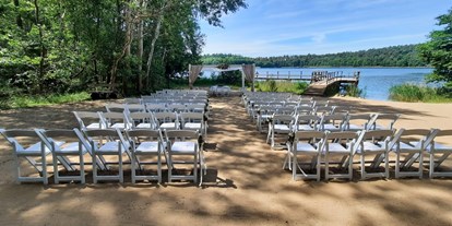 Hochzeit - Hochzeits-Stil: Boho-Glam - Hohen Demzin - Standesamtliche und Freie Trauungen am hoteleigenen Strand - Van der Valk Naturresort Drewitz