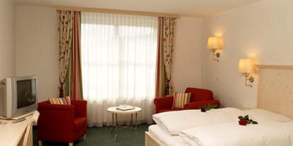 Hochzeit - Umgebung: in den Bergen - Alberschwende - Zimmer - Hotel Krone