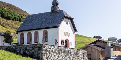 Hochzeit - Trauung im Freien - Fulpmes - Die Jagdschloss-Kirche bietet Platz für ca. 30 Personen. - Jagdschloss-Resort Kühtai