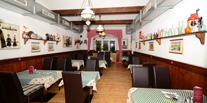 Hochzeit - Umgebung: in den Bergen - Kronberg (Ulrichskirchen-Schleinbach) - Restaurantstüberl - Waldgrill Cobenzl