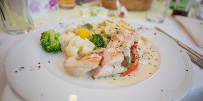 Hochzeit - Geeignet für: Produktpräsentation - Oberösterreich - Ein herrliches Menü lässt jedes Fest gelingen.
Foto © Sandra Gehmair - Revita Hotel Kocher