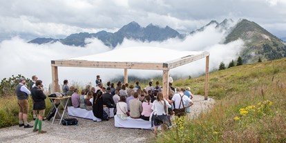 Hochzeit - Umgebung: in den Bergen - Tamsweg - "Hochzeitsplatz" für einzigartige Trauungen - Schafalm Planai