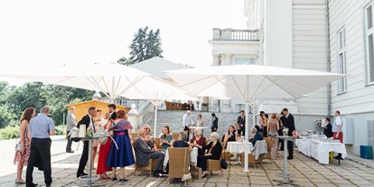 Hochzeit - Umgebung: im Park - Vösendorf - Austria Trend Hotel Schloss Wilhelminenberg