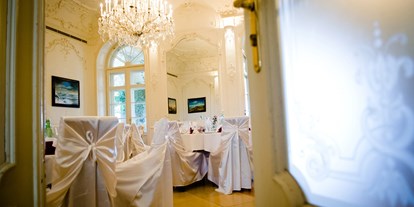 Hochzeit - nächstes Hotel - Wien - Der Festsaal vom Schloss Wilhelminenberg in Wien.
Foto © greenlemon.at - Austria Trend Hotel Schloss Wilhelminenberg