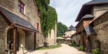 Hochzeit - Umgebung: am Fluss - Steiermark - Hotel Schloss Gabelhofen - Hotel Schloss Gabelhofen