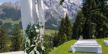 Hochzeit - Art der Location: im Freien - Österreich - Trauwiese und Traumpanorama - Die Deantnerin