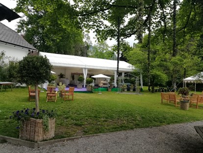 Hochzeit - externes Catering - Lenzing (Lenzing) - Feiern Sie Ihre Hochzeit in der Gartenanlage des Mozarthaus in St. Gilgen. - Mozarthaus St. Gilgen am Wolfgangsee