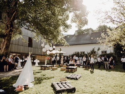 Hochzeit - Preisniveau: günstig - Anthering - Feiern im Seegarten - Mozarthaus St. Gilgen am Wolfgangsee