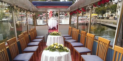 Hochzeit - externes Catering - Lenzing (Lenzing) - Innenraum Fahrgastschiff "Monika" - Schifffahrt Loidl