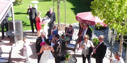 Hochzeit - Trauung im Freien - Fulpmes - Terrasse - Aktivhotel ZUM GOURMET