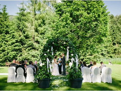Hochzeit - Hochzeits-Stil: Traditionell - Mittersill - Freie Trauung im Schlosspark - Schloss Prielau Hotel & Restaurants