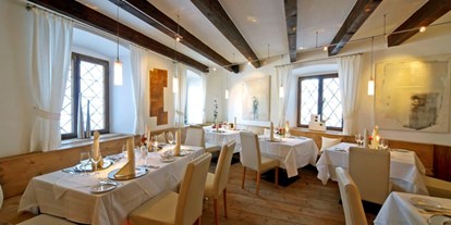 Hochzeit - Art der Location: Restaurant - Göming - Atelier. - Gasthaus zu Schloss Hellbrunn