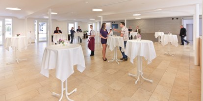 Hochzeit - Geeignet für: Geburtstagsfeier - Alberschwende - Foyer Löwensaal - Löwensaal Hohenems