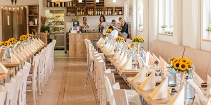Hochzeit - interne Bewirtung - Eberdingen - Der große Festsaal bietet Platz für 75 bis 120 Hochzeitsgäste. - Bischoff's Landrestaurant