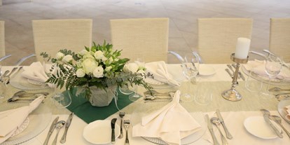 Hochzeit - Hochzeitsessen: mehrgängiges Hochzeitsmenü - Pongau - Blumendekoration nach Ihren Wünschen - Schlosshotel Lacknerhof****S Flachau