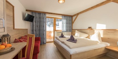Hochzeit - Art der Location: Gasthaus - Tiroler Unterland - Doppelzimmer Heutalblick - Alpengasthof Almrose