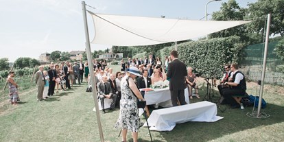 Hochzeit - Trauung im Freien - Wien - Heiraten im Weingut Cobenzl über den Dächern Wiens.
Foto © stillandmotionpictures.com - Weingut Wien Cobenzl