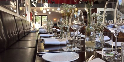 Hochzeit - Hochzeits-Stil: Vintage - Eriskirch - Modern gedeckt - Kesselhaus Bar & Restaurant