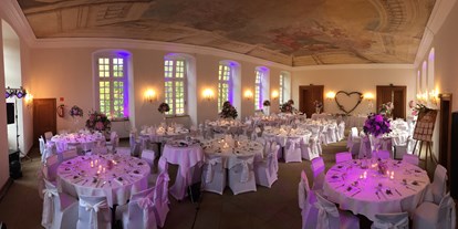 Hochzeit - Art der Location: Schloss - Deutschland - Unser Festsaal bietet Platz für bis zu 140 Personen. - Schlossgastronomie Herten