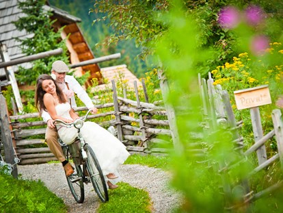 Hochzeit - Art der Location: im Freien - Sommerhochzeit - Almdorf Seinerzeit