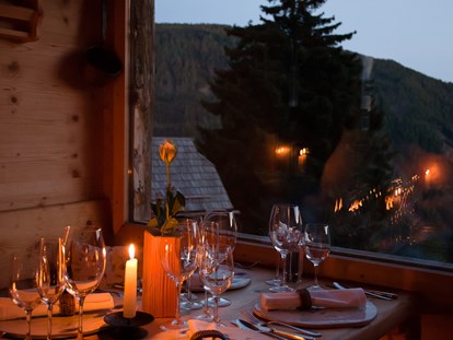 Hochzeit - Geeignet für: Eventlocation - Ossiach - Das kleinste Restaurant der Welt, die Holzknechthütte - Almdorf Seinerzeit