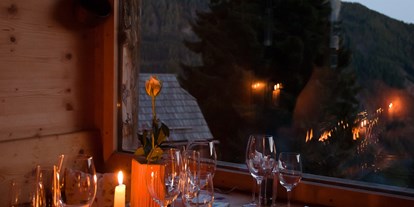 Hochzeit - barrierefreie Location - Nockberge - Das kleinste Restaurant der Welt, die Holzknechthütte - Almdorf Seinerzeit