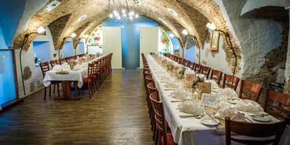 Hochzeit - Art der Location: Schloss - Wilhering - Feiern Sie Ihre Hochzeit im Gewölbekeller des Schloss Restaurant Hagenberg. - Schloss Restaurant Hagenberg