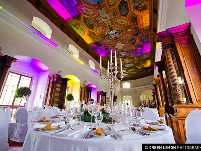 Hochzeit - Art der Location: Gasthaus - Grafenegg - Heiraten in dem Renaissanceschloss Rosenburg in Niederösterreich. - Renaissanceschloss Rosenburg