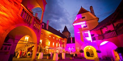 Hochzeit - Art der Location: Gasthaus - Niederösterreich - Heiraten in dem Renaissanceschloss Rosenburg in Niederösterreich. - Renaissanceschloss Rosenburg