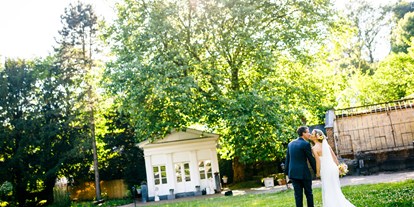Hochzeit - Umgebung: im Park - Herne - Wir begleiten und unterstützen Sie bei diesem ganz besonderem Tag! - Villa Au