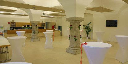 Hochzeit - Art der Location: ausgefallene Location - Oberösterreich - Empfang im Braugewölbe - Kulturzentrum Bräuhaus Eferding