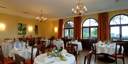 Hochzeit - Art der Location: Restaurant - Laßnitzhöhe - Stüberl - Burg Deutschlandsberg
