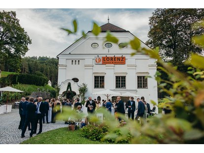 Hochzeit - Hunde erlaubt - Steinakirchen am Forst - Credit: Everly Pictures - Lorenz Wachau