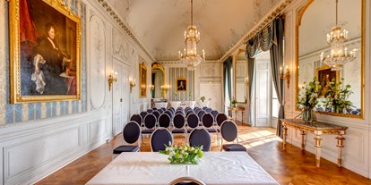 Hochzeit - Weinkeller - Gumpoldskirchen - Für kleinere Gesellschaften bietet sich der wunderschöne Spiegelsaal an - Schloss Esterházy